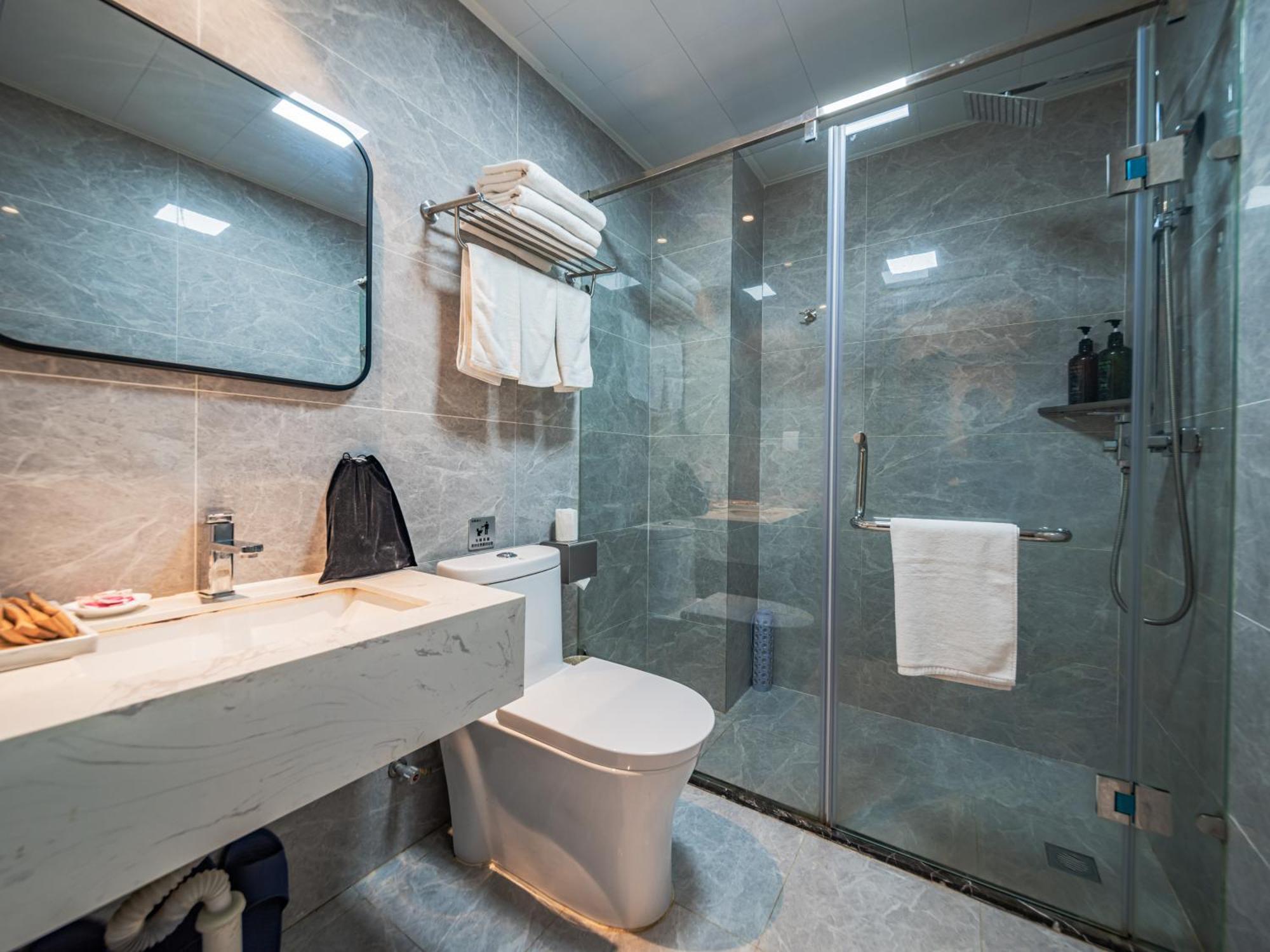 Hotel Wutong Ins Designer 2*