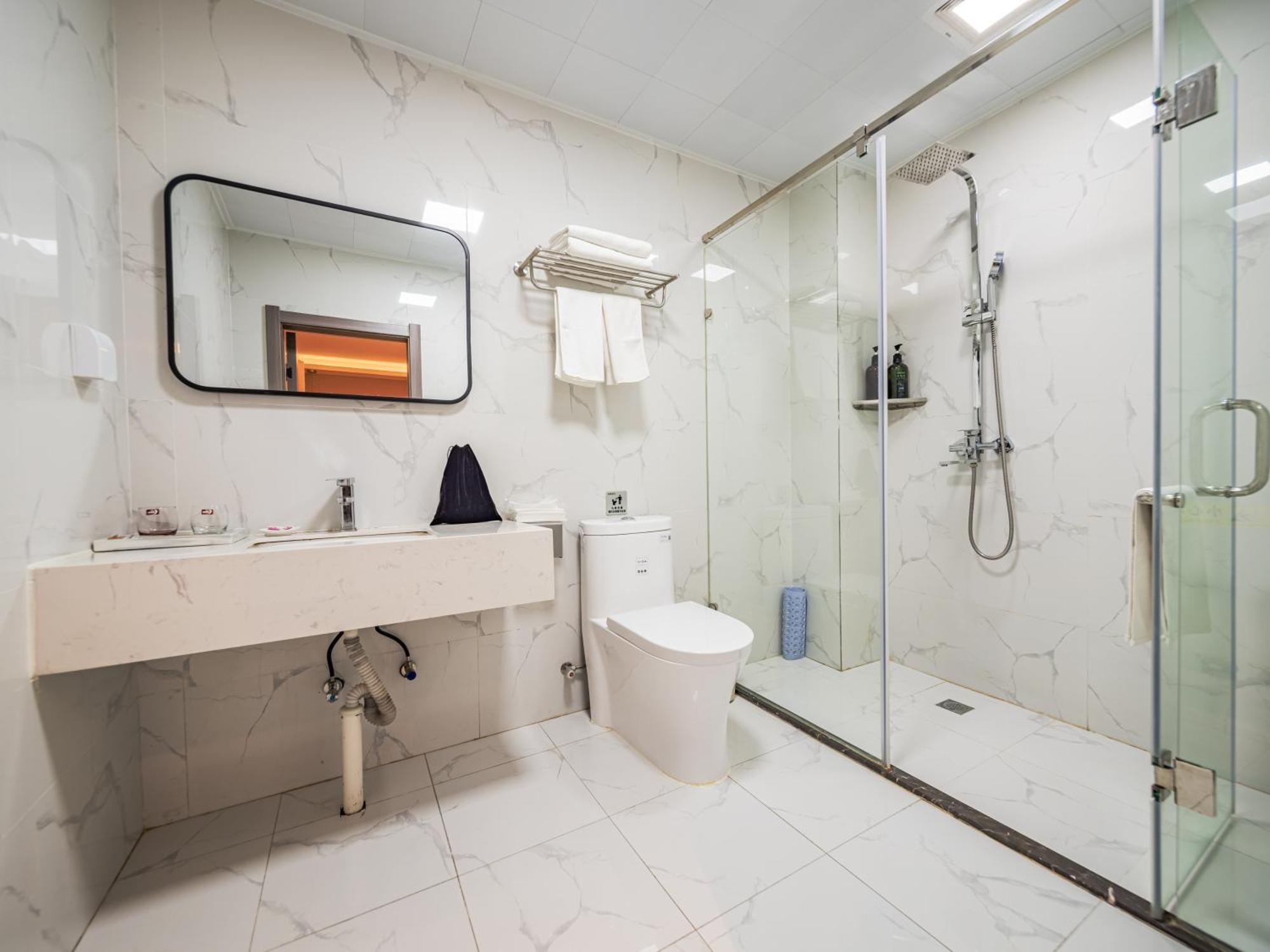 Hotel Wutong Ins Designer