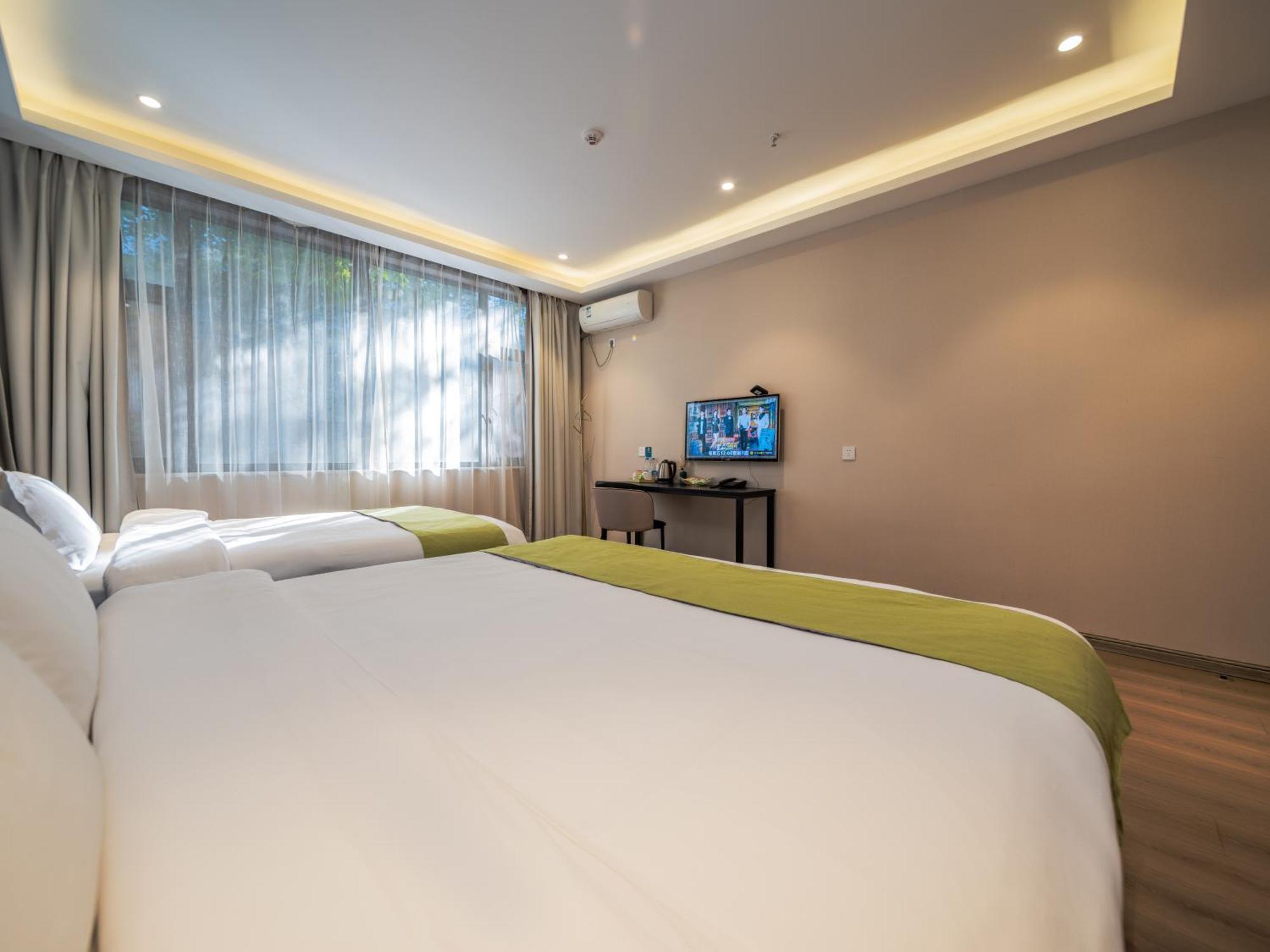 Hotel Wutong Ins Designer